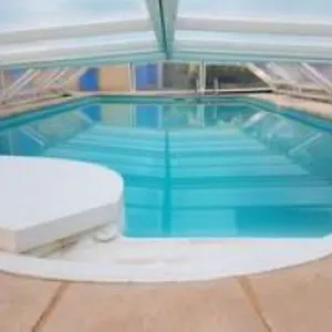 Bungalow Au Calme , Saint-Savournin France